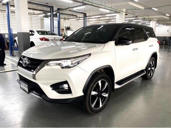 TOYOTA FORTUNER 2.8TRD SPORTIVO เกียร์AT ปี20